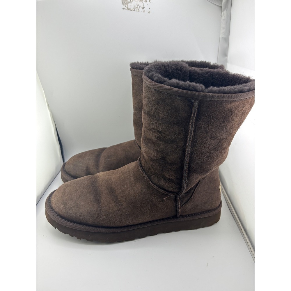 UGG Australia Classic Short 5800 Chocolate Brown Suede Sheepskin Boots Mens 11